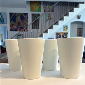 White Ceramic vases from IKEA like new -
I have 4 but sold as EACH (1 vase)
